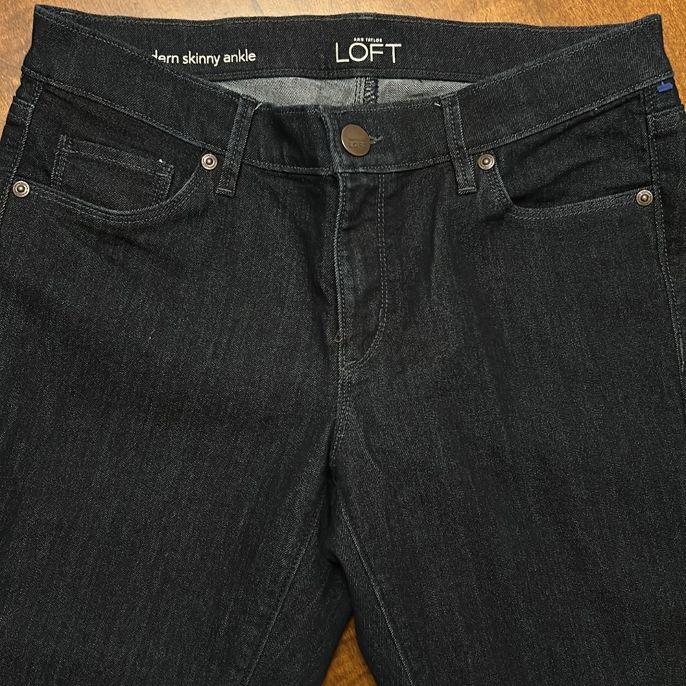 Ann Taylor Loft Modern Skinny Ankle Jeans, size 6